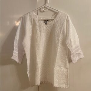 Elegant White Lace Women's Top